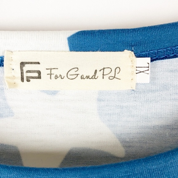 NWOT For G and PL American Flag Twist Knot Short Sleeve Top--XL - Picture 11 of 14